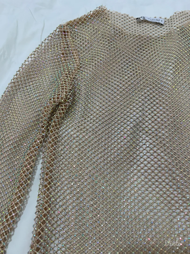 Zara -zlatni top sa cirkonima