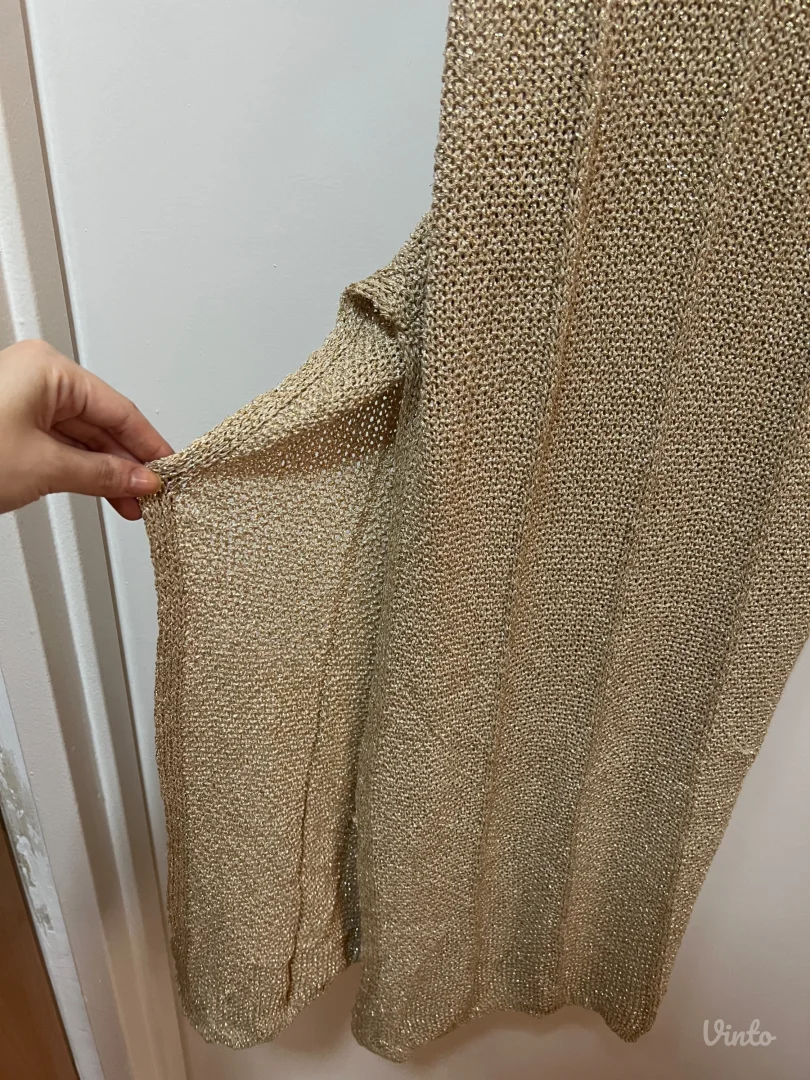 Butik -plažna haljina od zlatnih niti