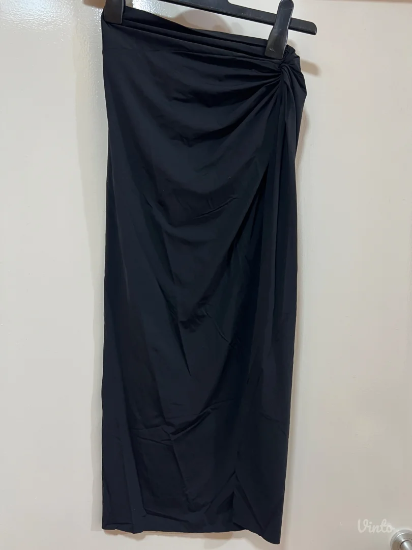 H&M plazna suknja u materijalu kupaceg