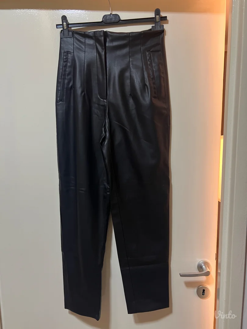 Zara-pantalone visokog struka