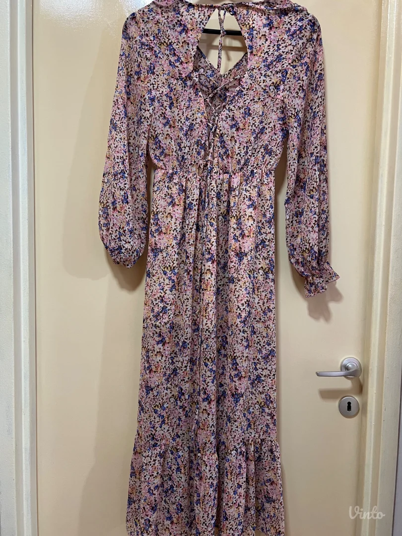 Zara -haljina cvetnog dezena