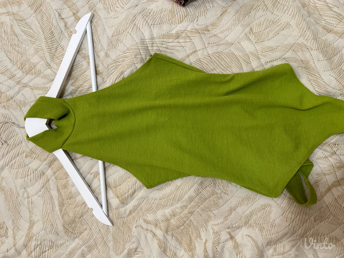 H&M bodi do pola golih ledja