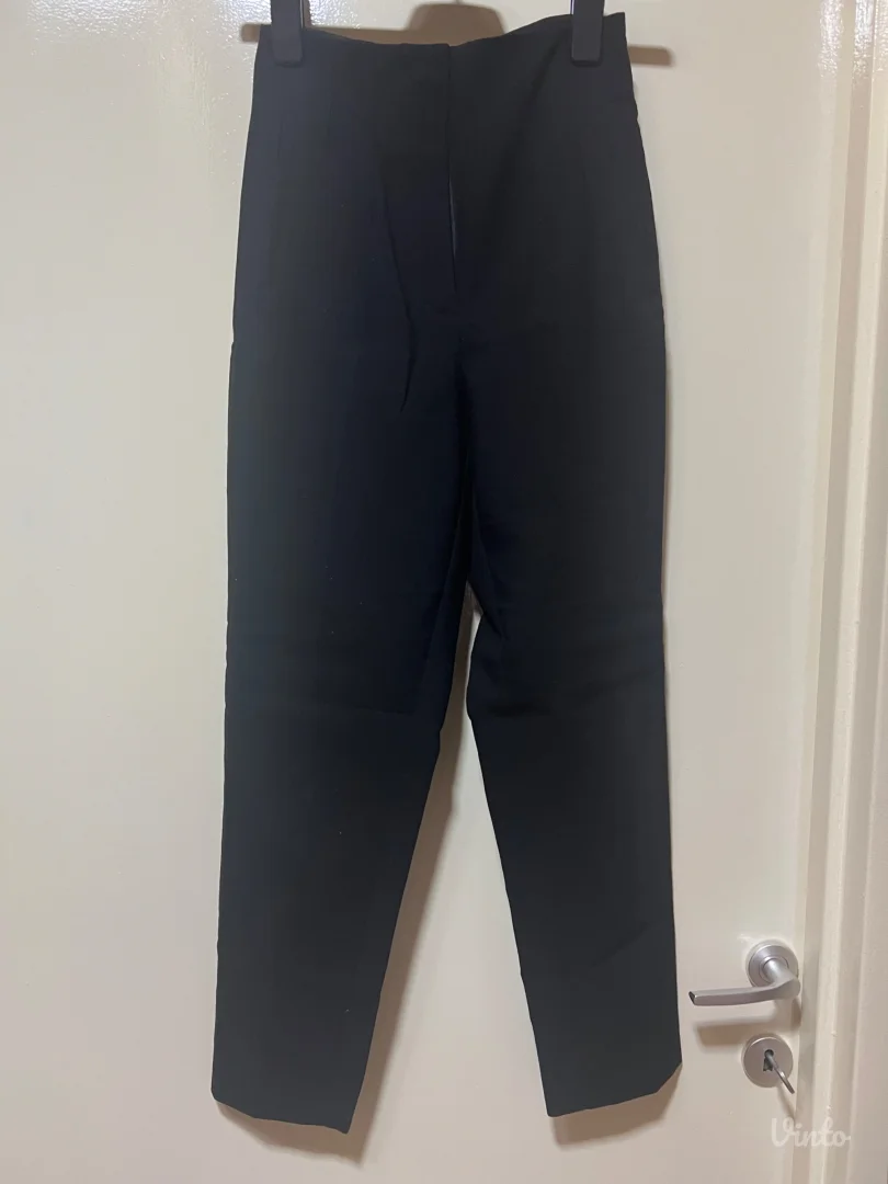 Zara-pantalone visokog struka