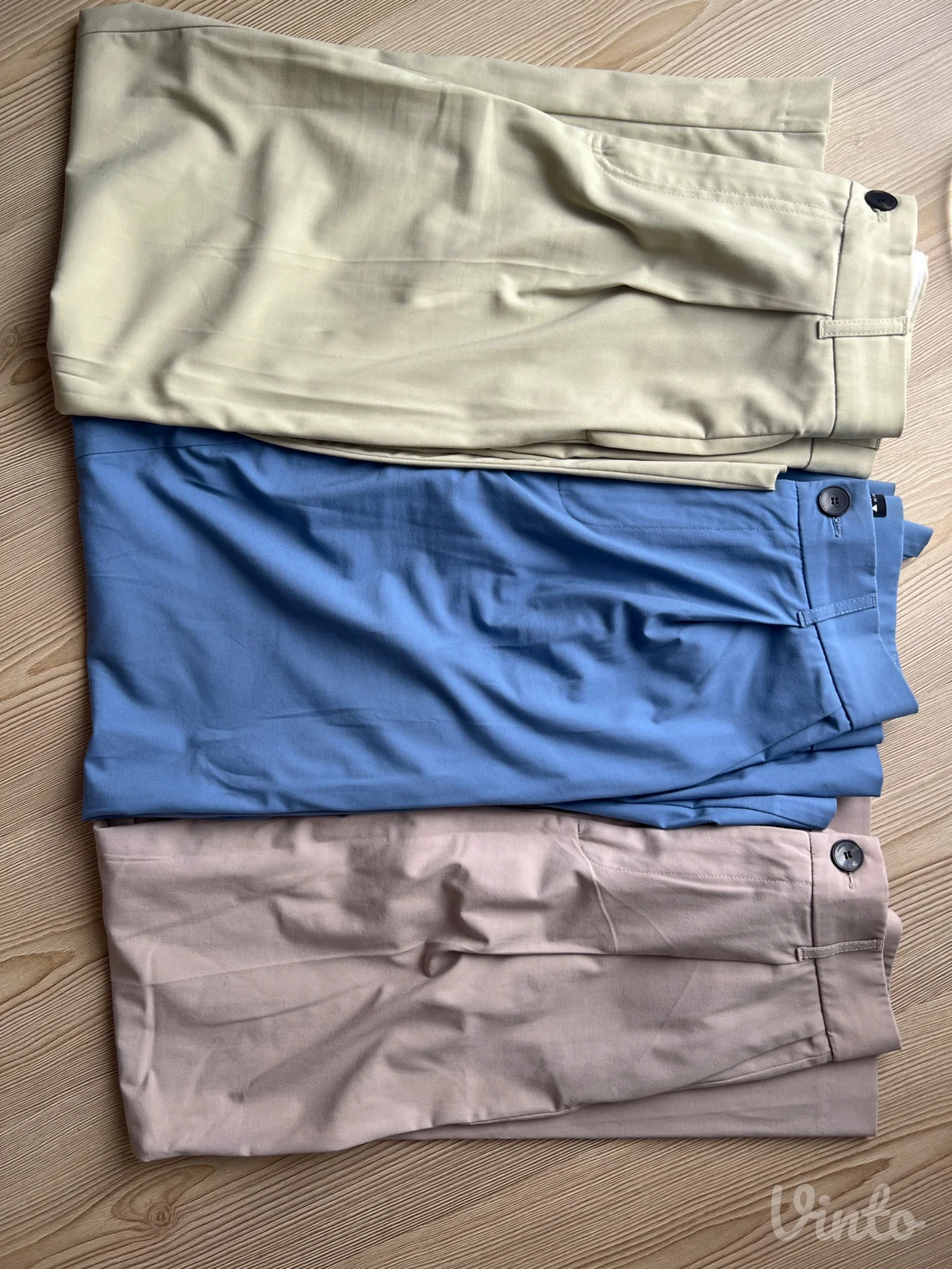 Zara-pantalone sirokih nogavica