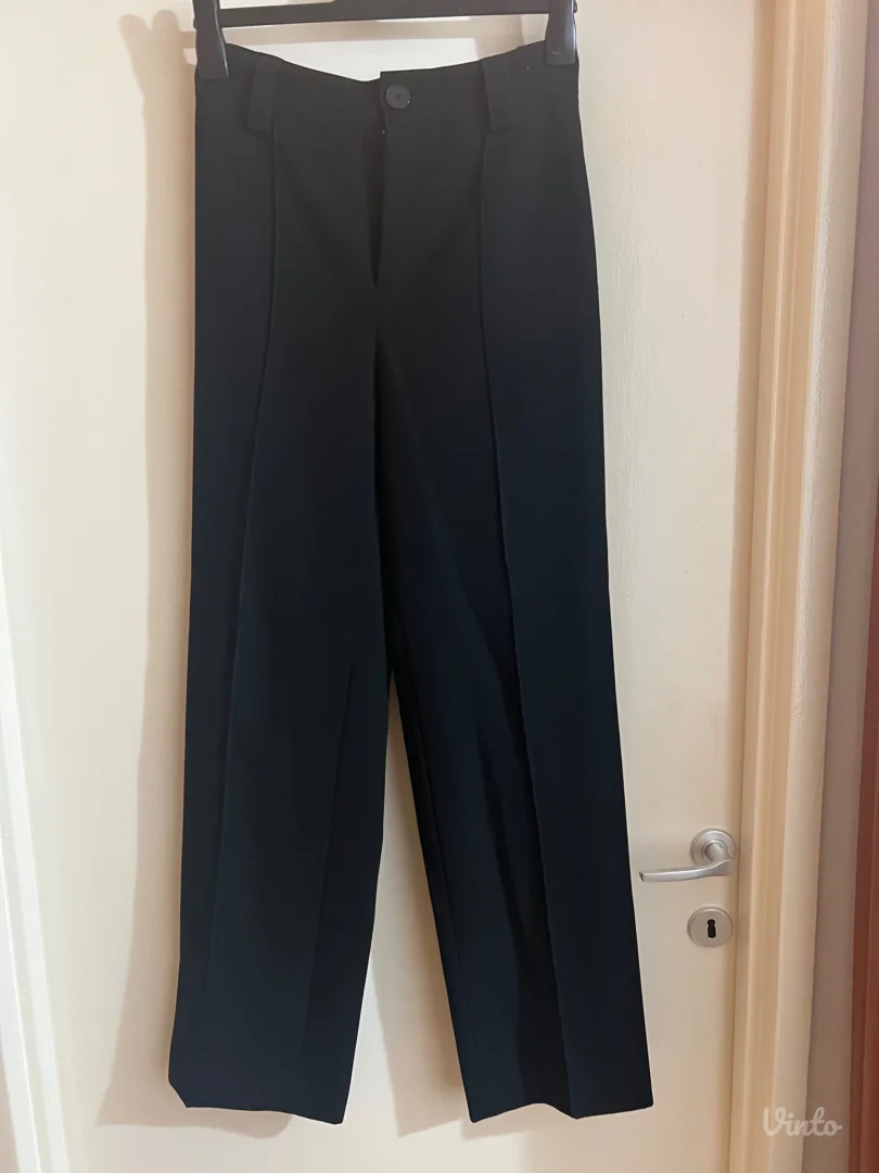 Zara-pantalone ravnih nogavica
