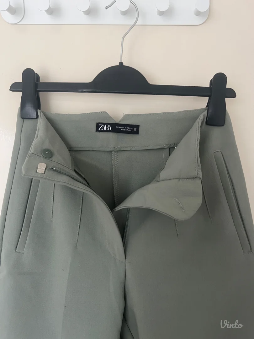 Zara-pantalone visokog struka