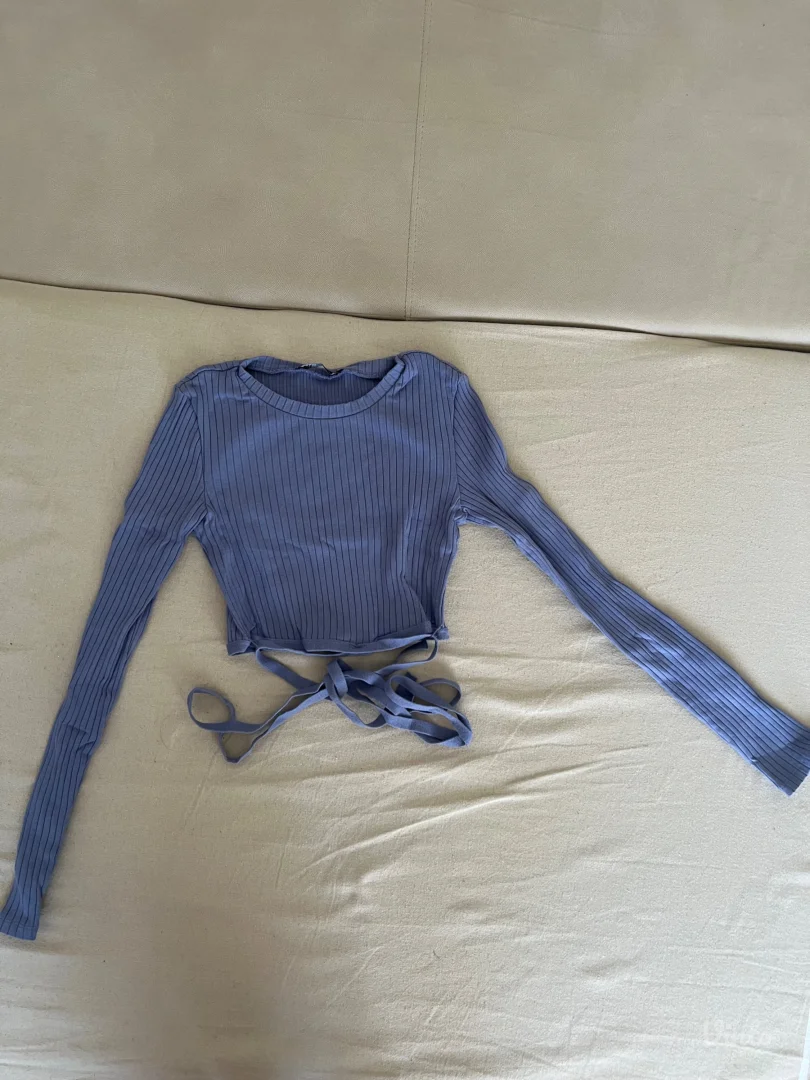 Zara komplet-crop bluza i suknja