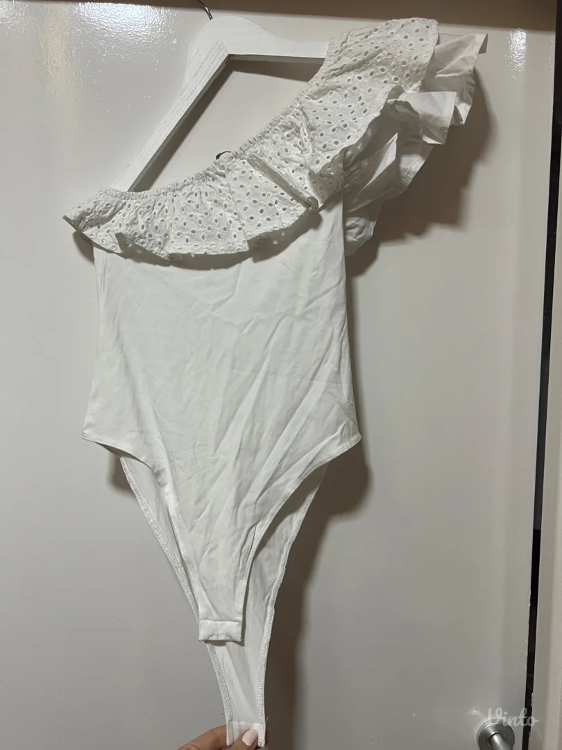 Zara-bodi na jedno rame