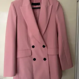Dilvine women Sako roze- lokalni butik