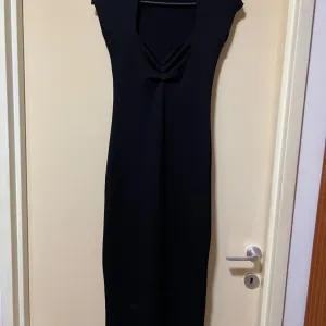 Zara-haljina