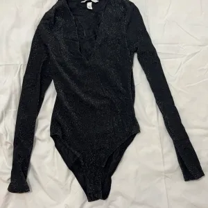 H&M bodi