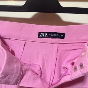 Zara-pantalone visokog struka