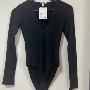 H&M bodi