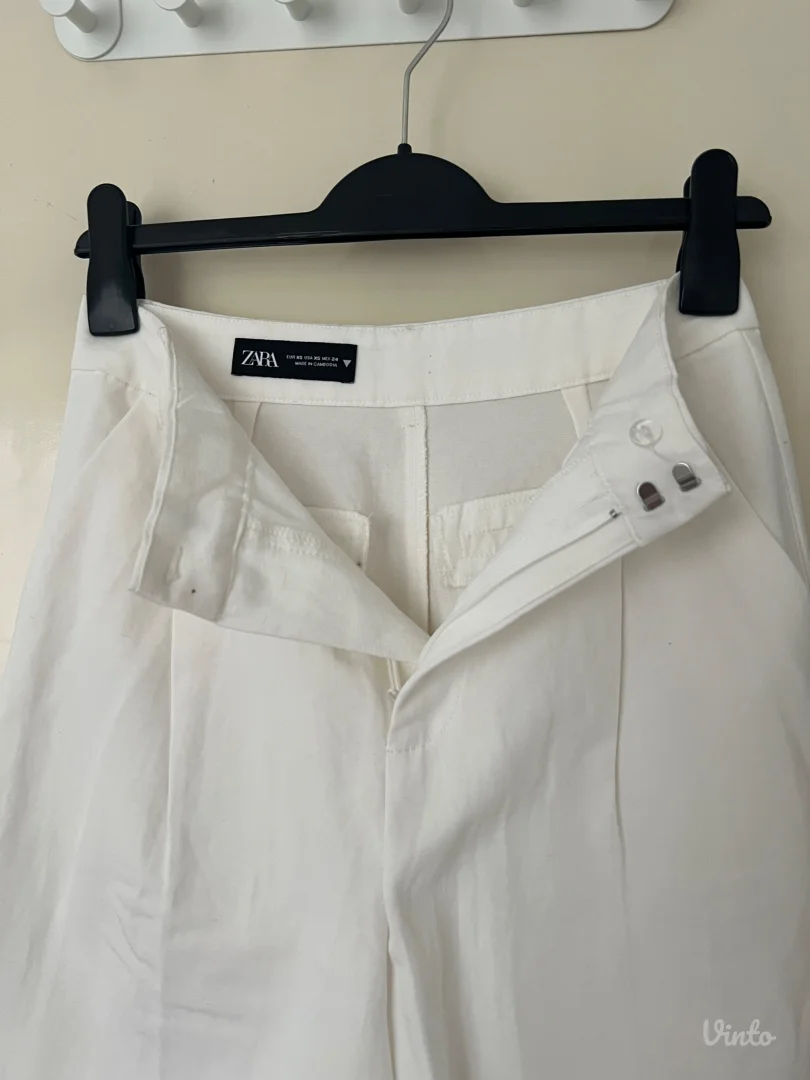 Zara bele lanene pantalone