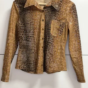 Anti Flirt Paris kosulja