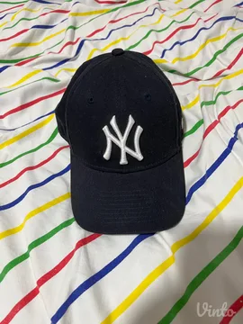 Zenski NY kacket