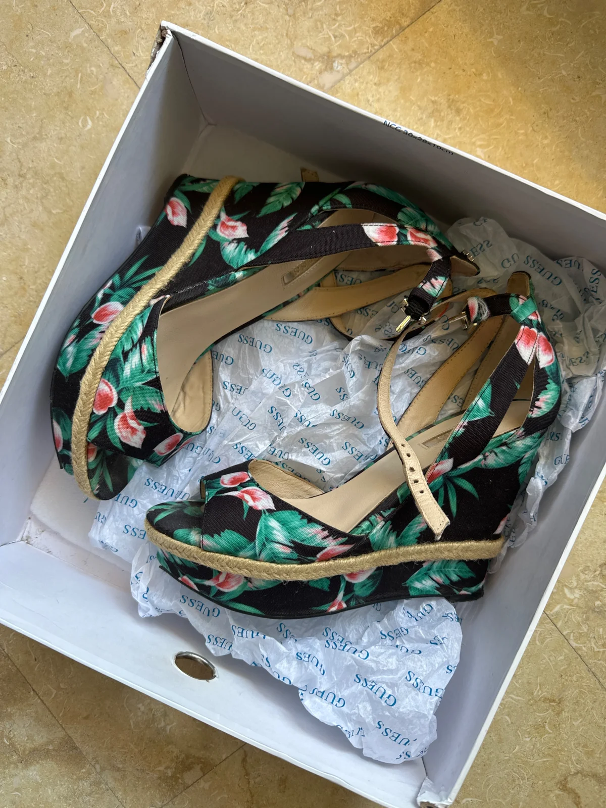 Guess,original sandale