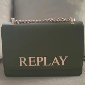 Replay torba  kao nova