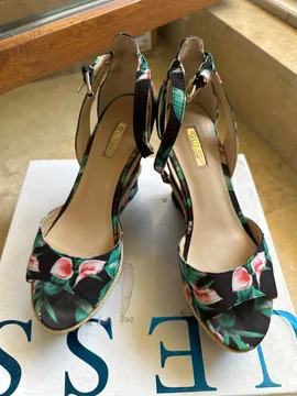 Guess,original sandale
