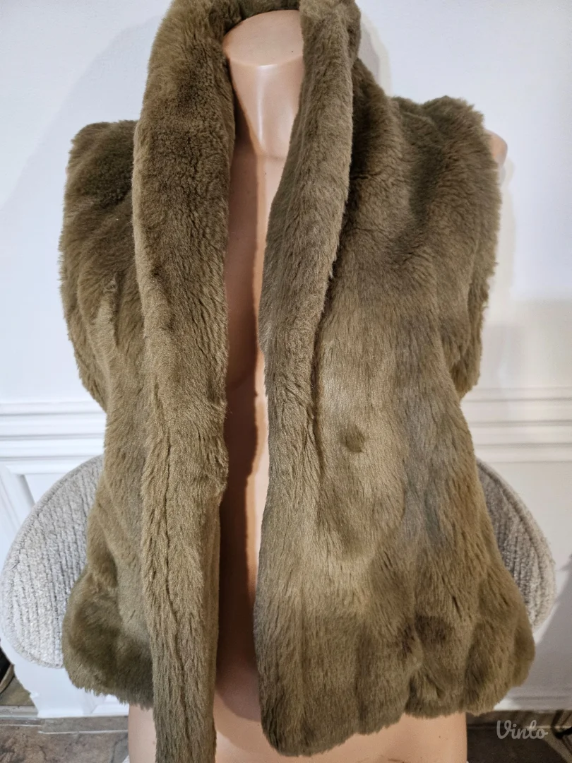 Zenski krzneni prsluk