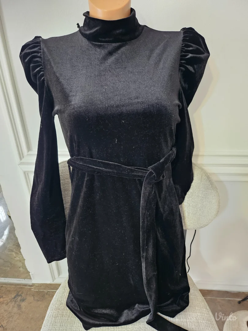 Plisana kratka haljina