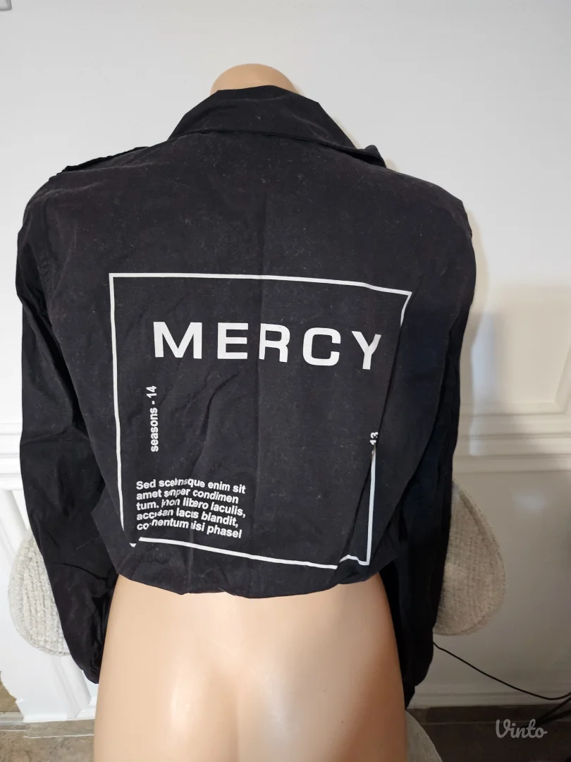 Zenska kraca suskava jakna