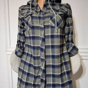 Zenska karirana kosulja sa kapuljacom