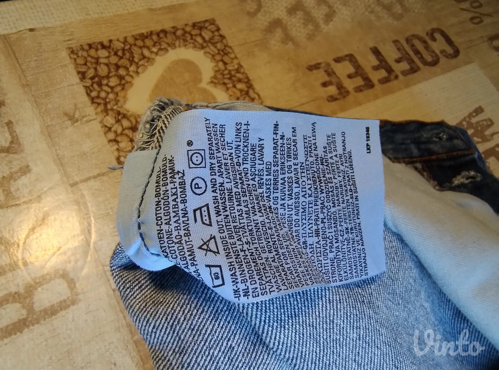 Levi's bermude 501– original, odlično stanje
