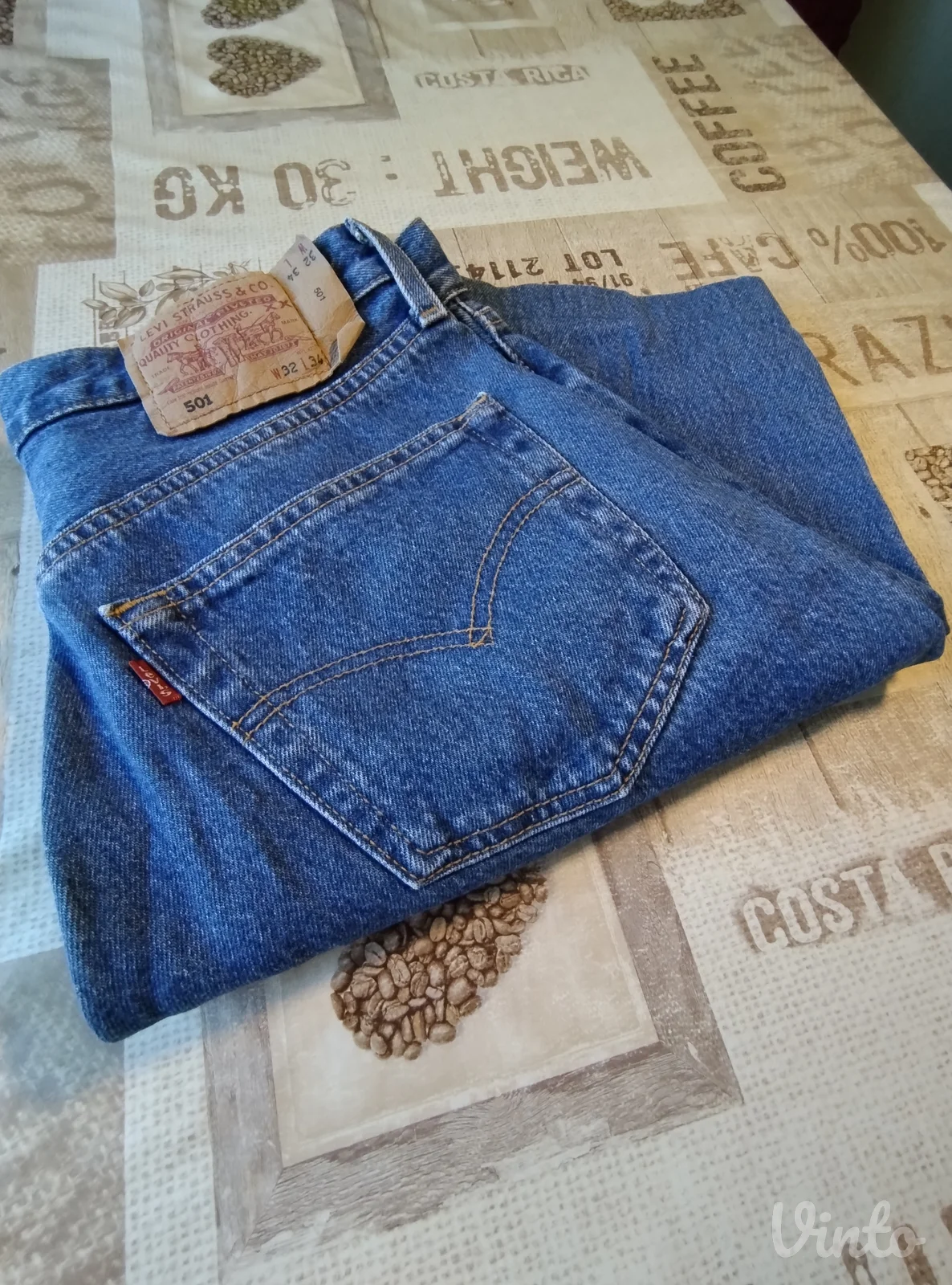 Levi's bermude 501– original, odlično stanje