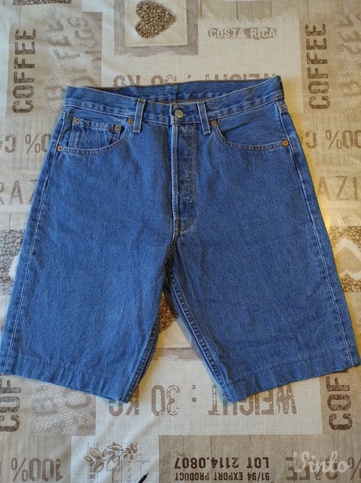 Levi's bermude 501– original, odlično stanje