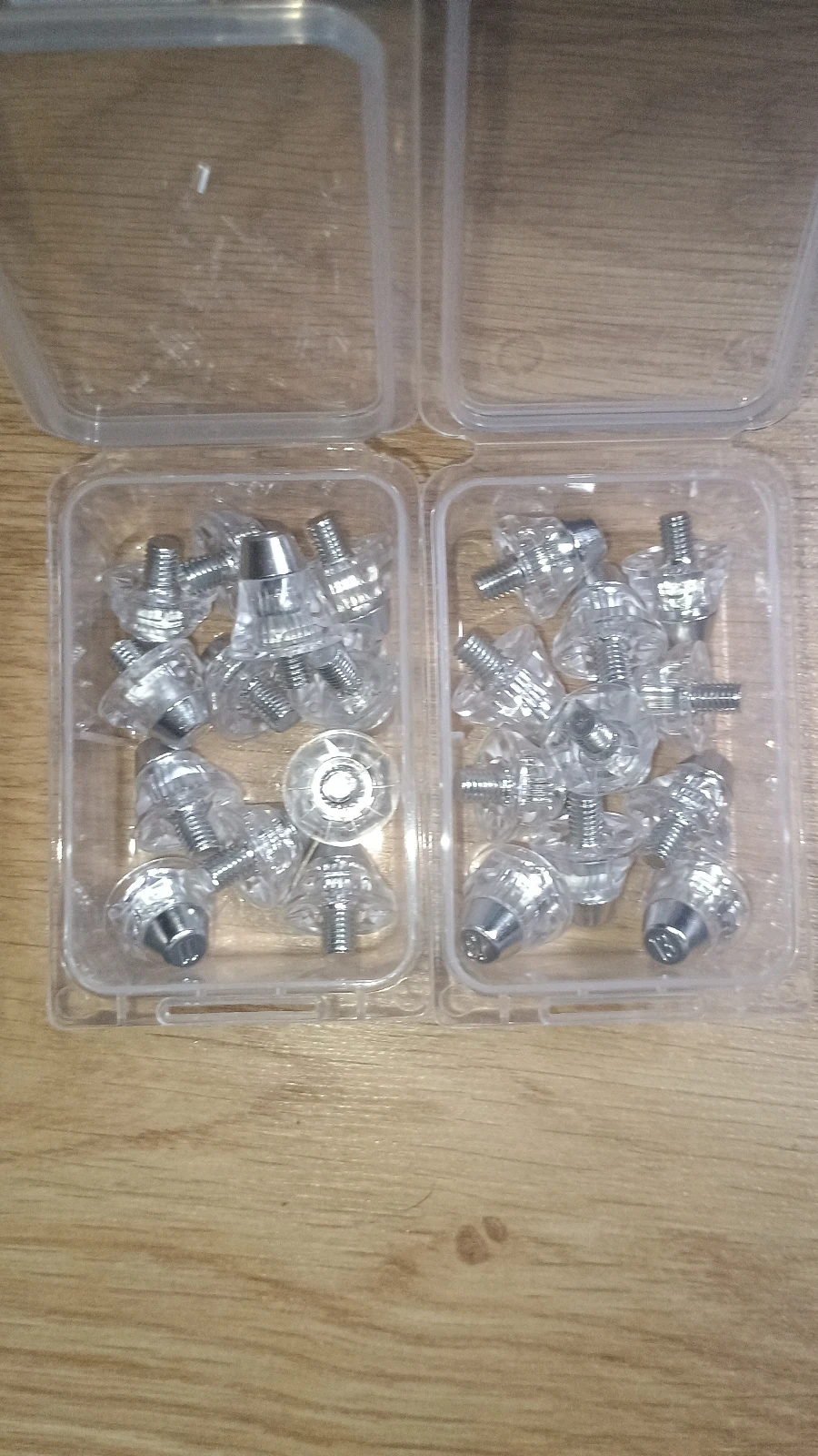 Kramponi na navoj 11 mm , 13 mm i 15 mm
