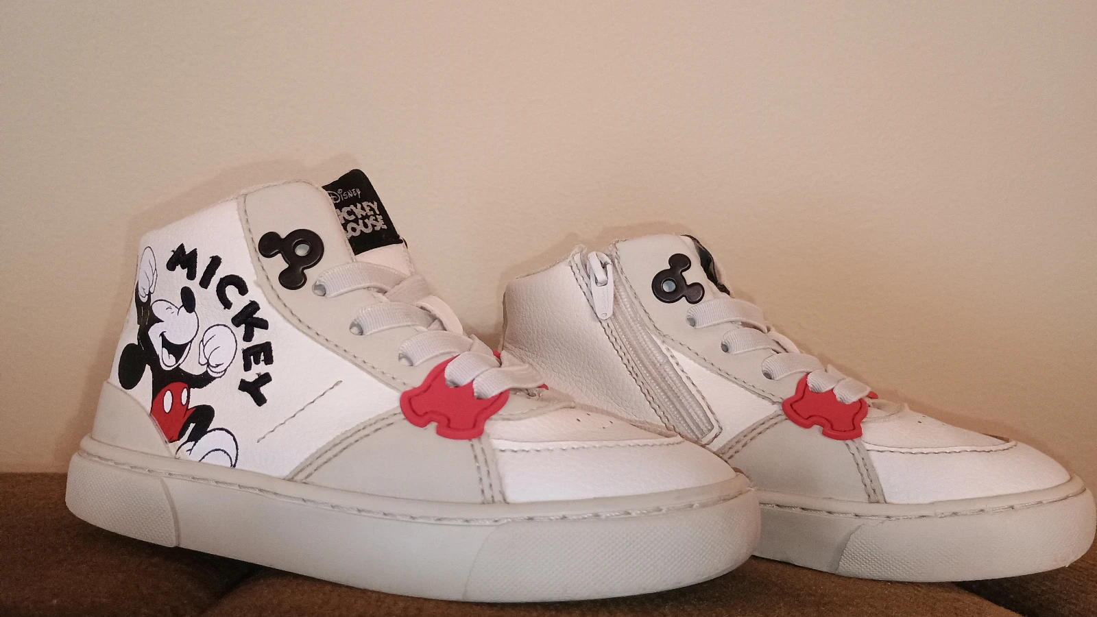 ZARA Mickey Mouse patike br. 25