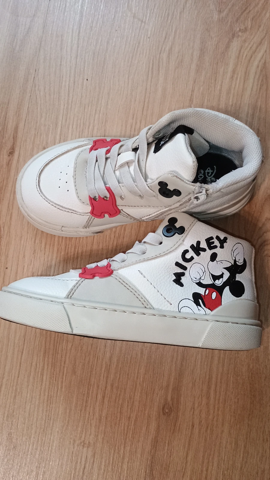 ZARA Mickey Mouse patike br. 25