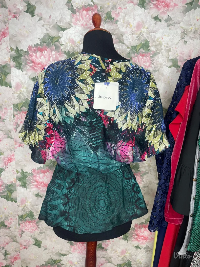 Desigual bluza,Nova