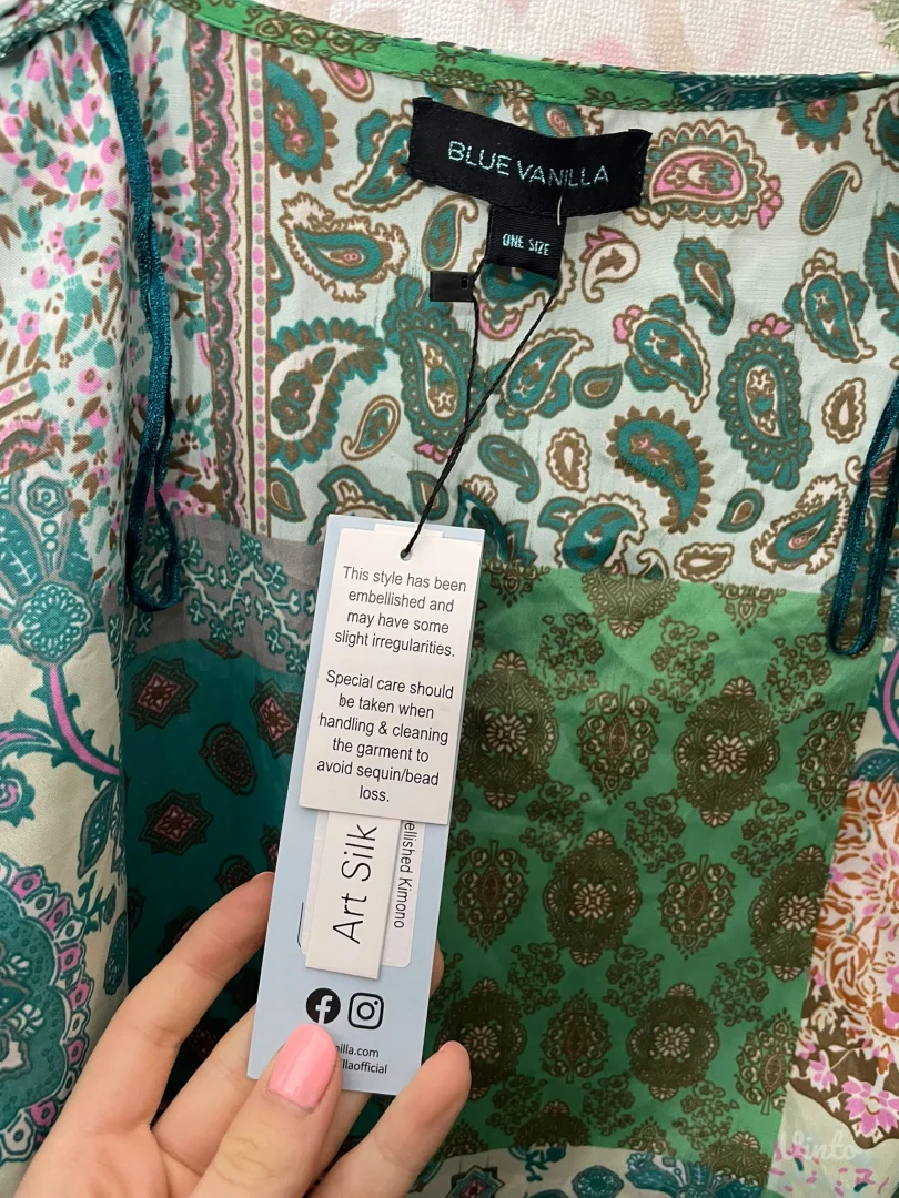 Blue Vanilla kimono,Novo