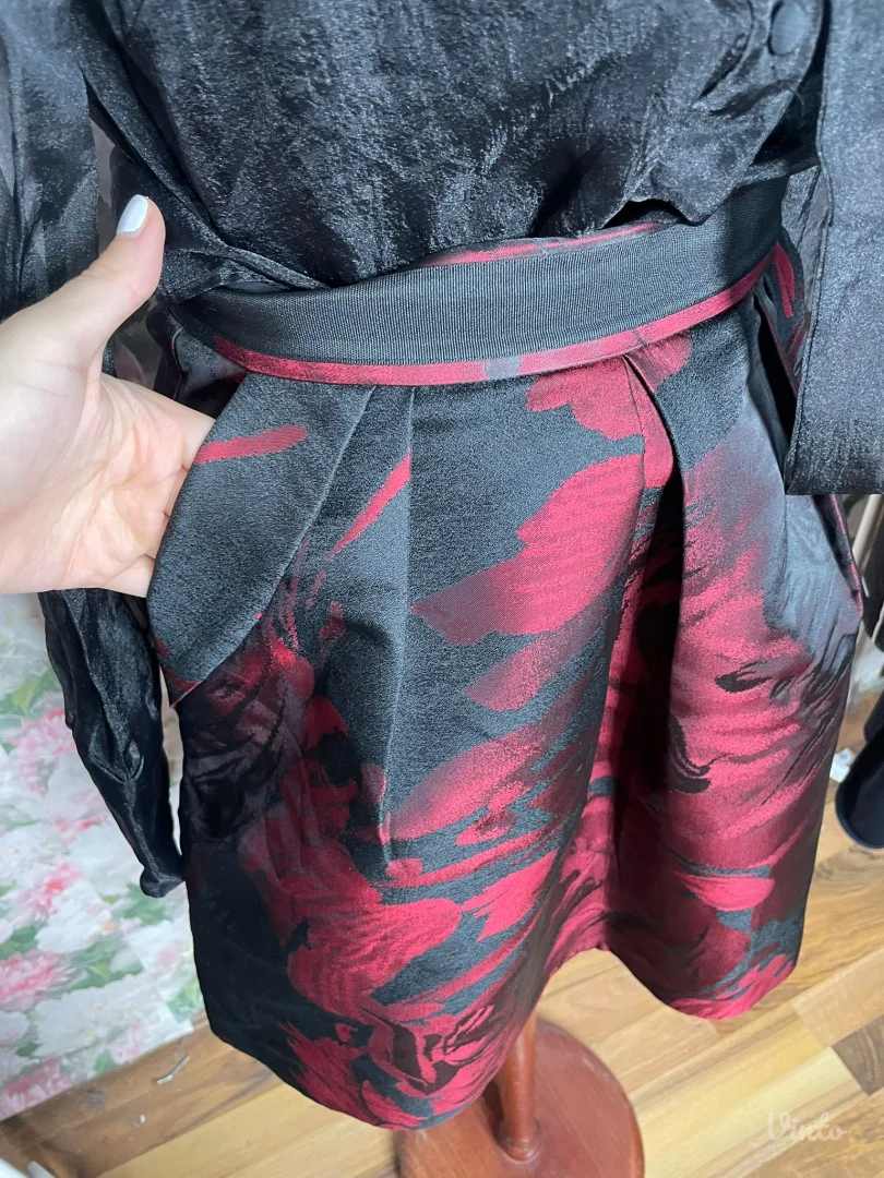 Coast suknja,prelepa