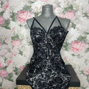 Lipsy London haljina