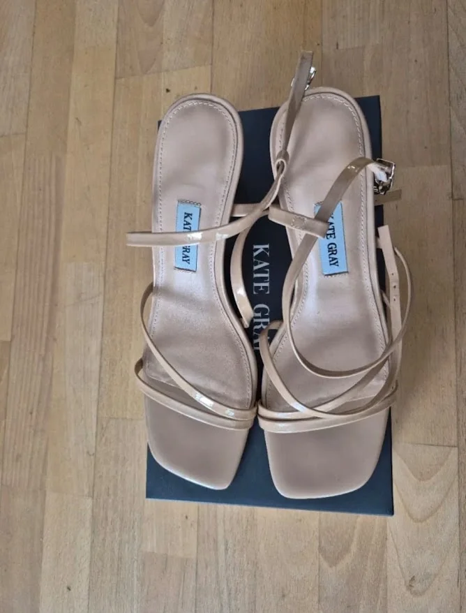 Sandale sa potpeticom – broj 40 KATE GRAY