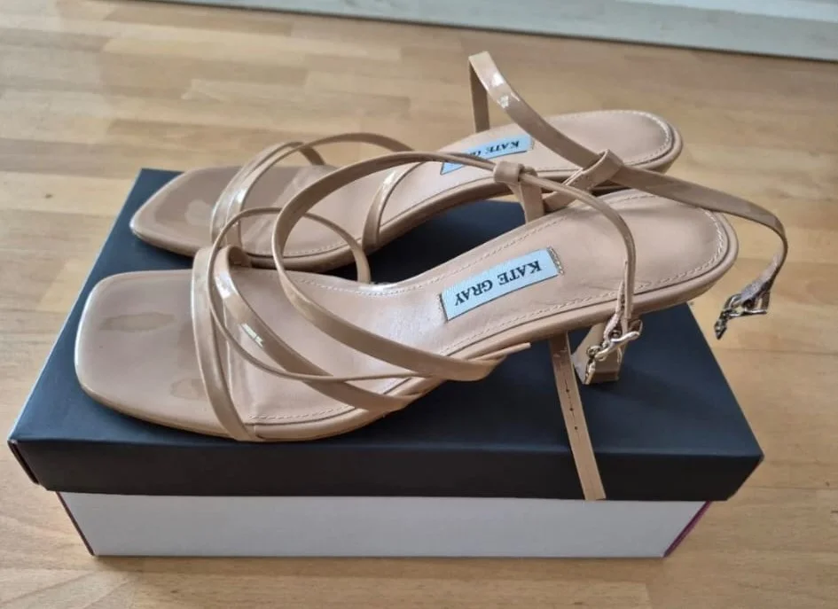 Sandale sa potpeticom – broj 40 KATE GRAY