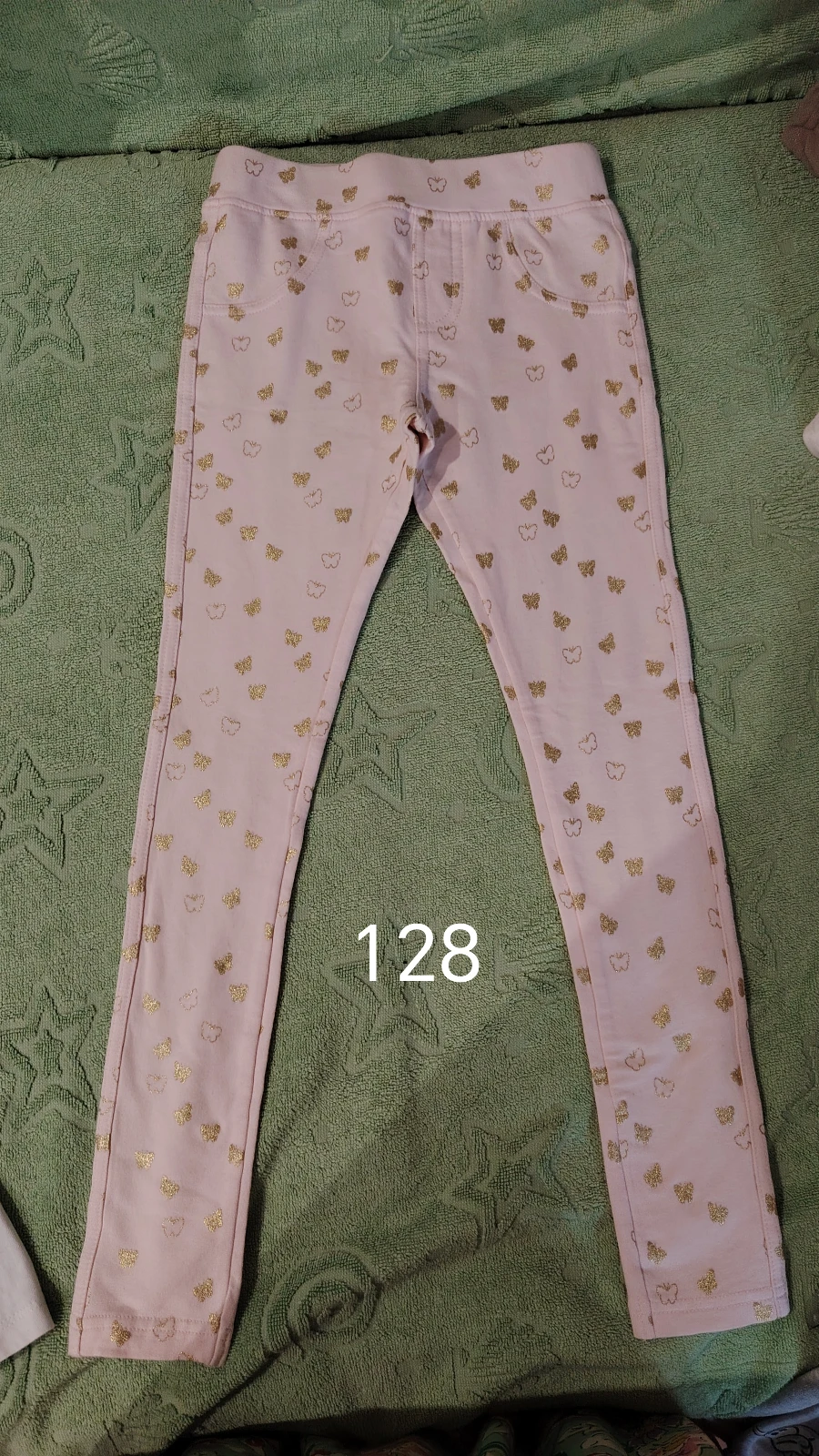 Paket 128 devojčica