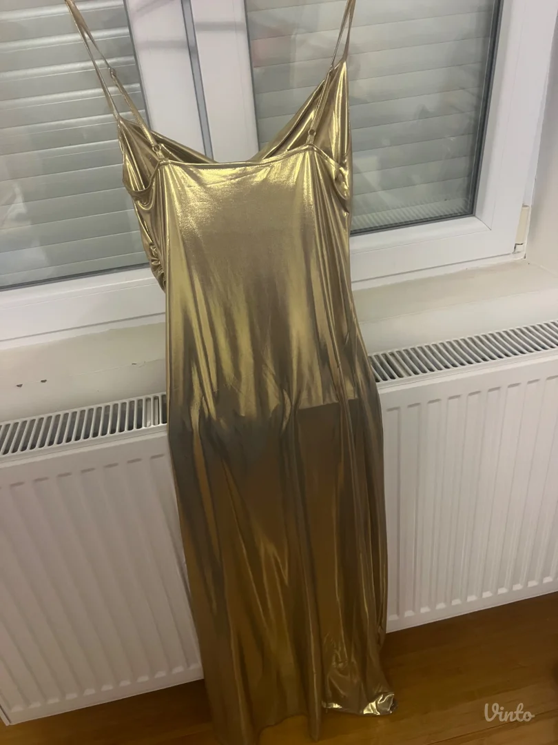 Stradivarius zlatna haljina