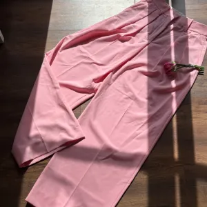 Zara roze pantalone
