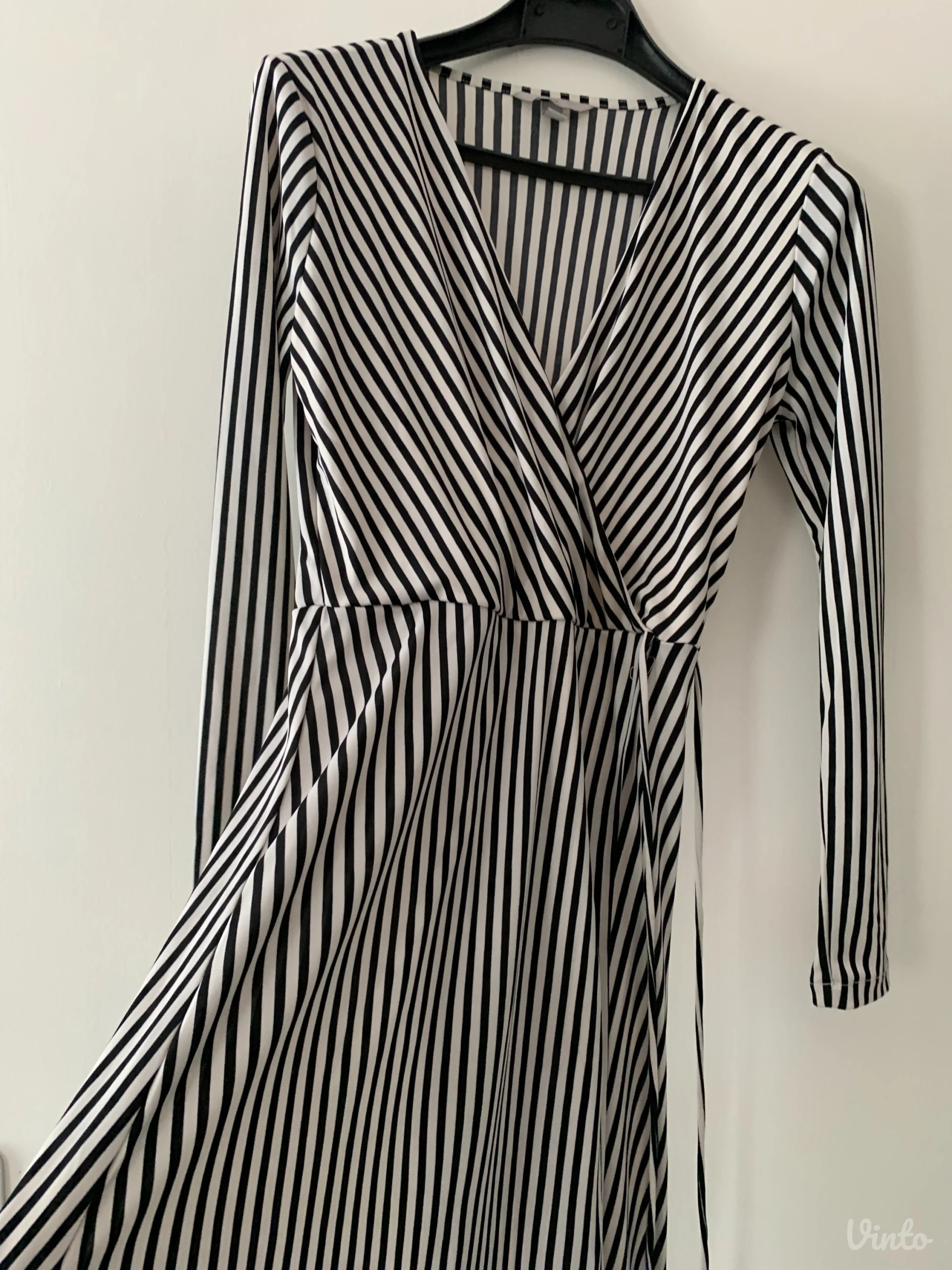 Nova H&M haljina