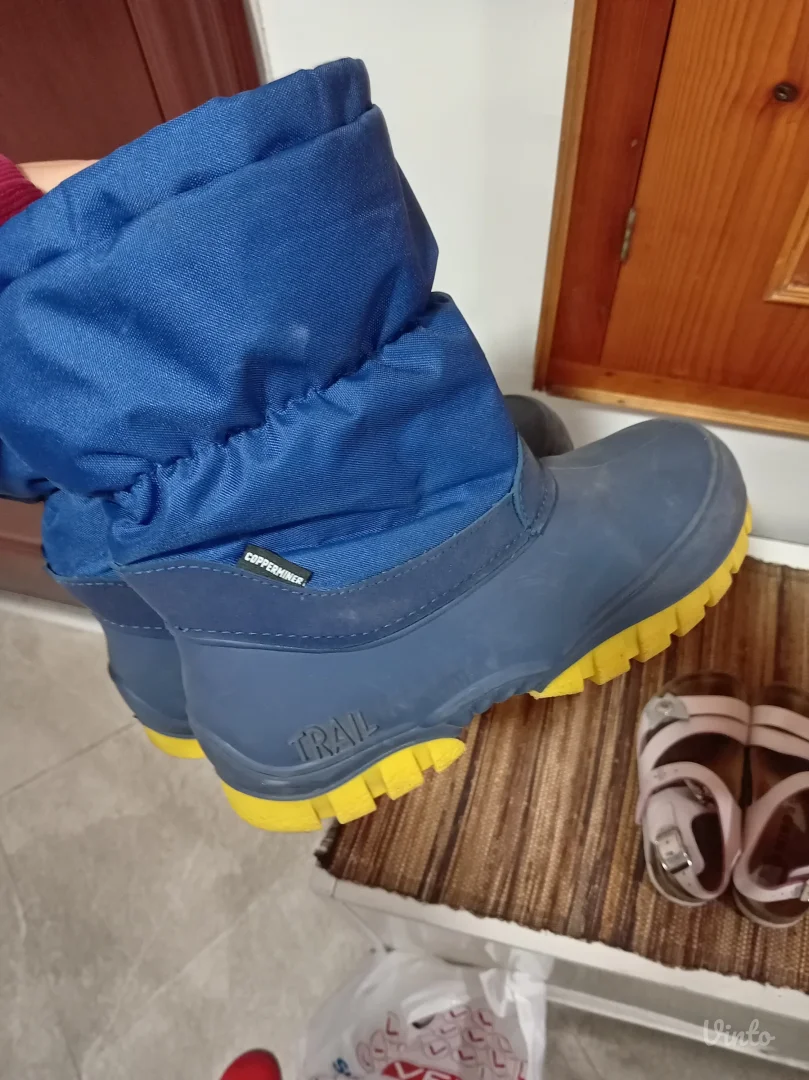 Zimzke nalozene cizme za decake