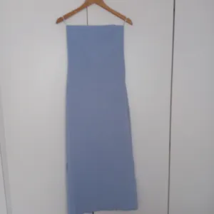 Zara - rastegljiva haljina