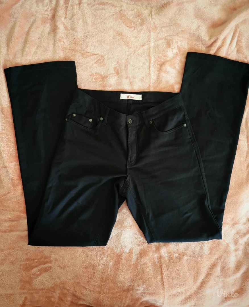 s.Oliver - crne pantalone/farmerke