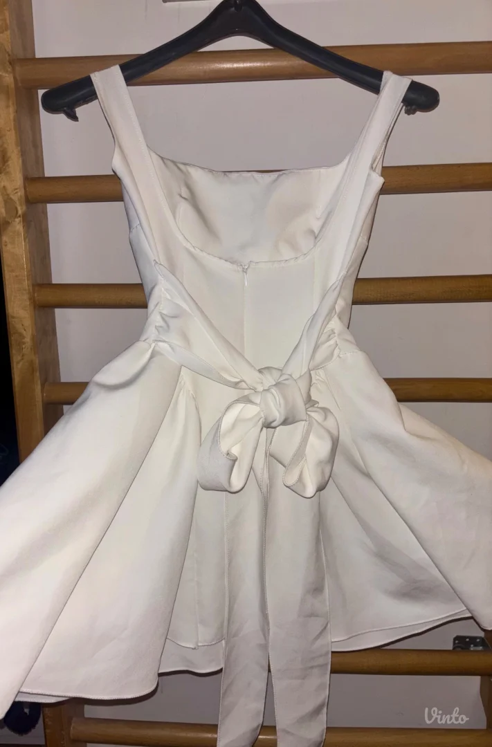 Bela haljina NOVO