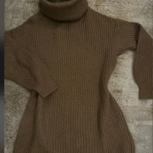 Kontatto rolka tunika