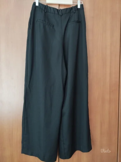 Zara široke pantalone