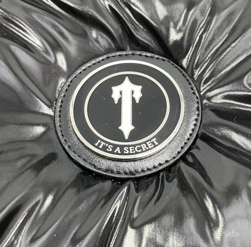 Trapstar jakna - crna